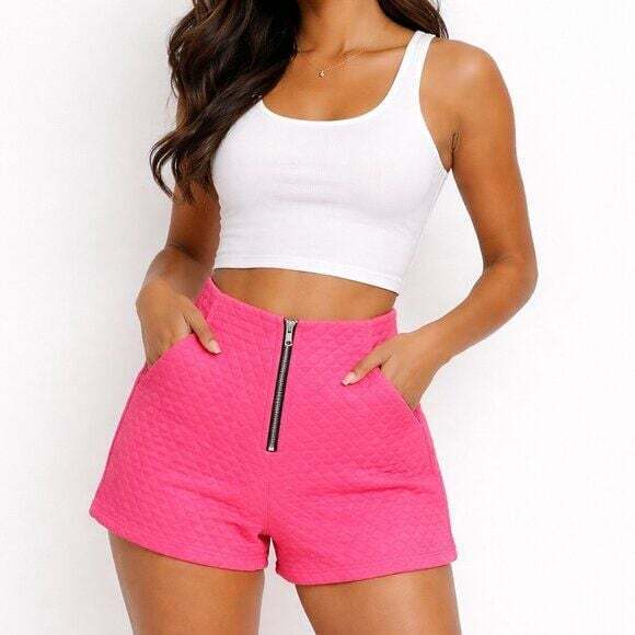 Topshop Pants - [JUST IN] Topshop Pink Quilted High Waisted Shorts Sz 4